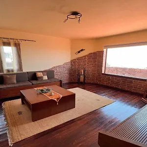 Casa Cristian Y María Tías